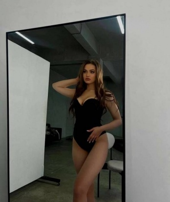 Сексуальная бомба сделает твои фантазии ярче и страстнее. Гарантирую конфиденциальность, чистоту и искренние эмоции. Позвони, и ты не пожалеешь. 826, 21 год